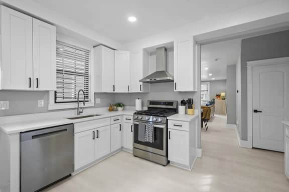 By PITT and Presbyterian| Outdoor Living| Free Pkg
